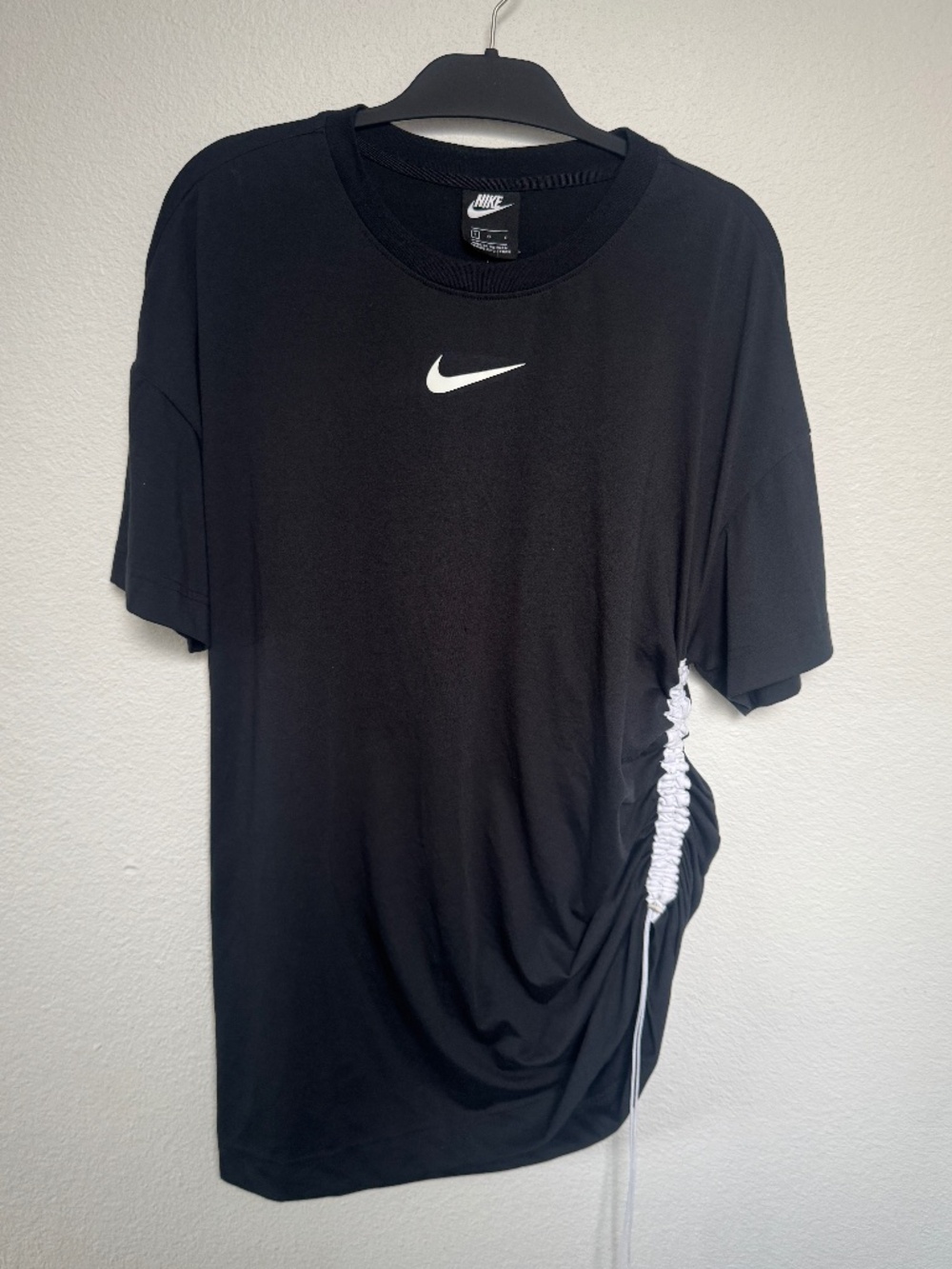 Nike- Cinched Tee